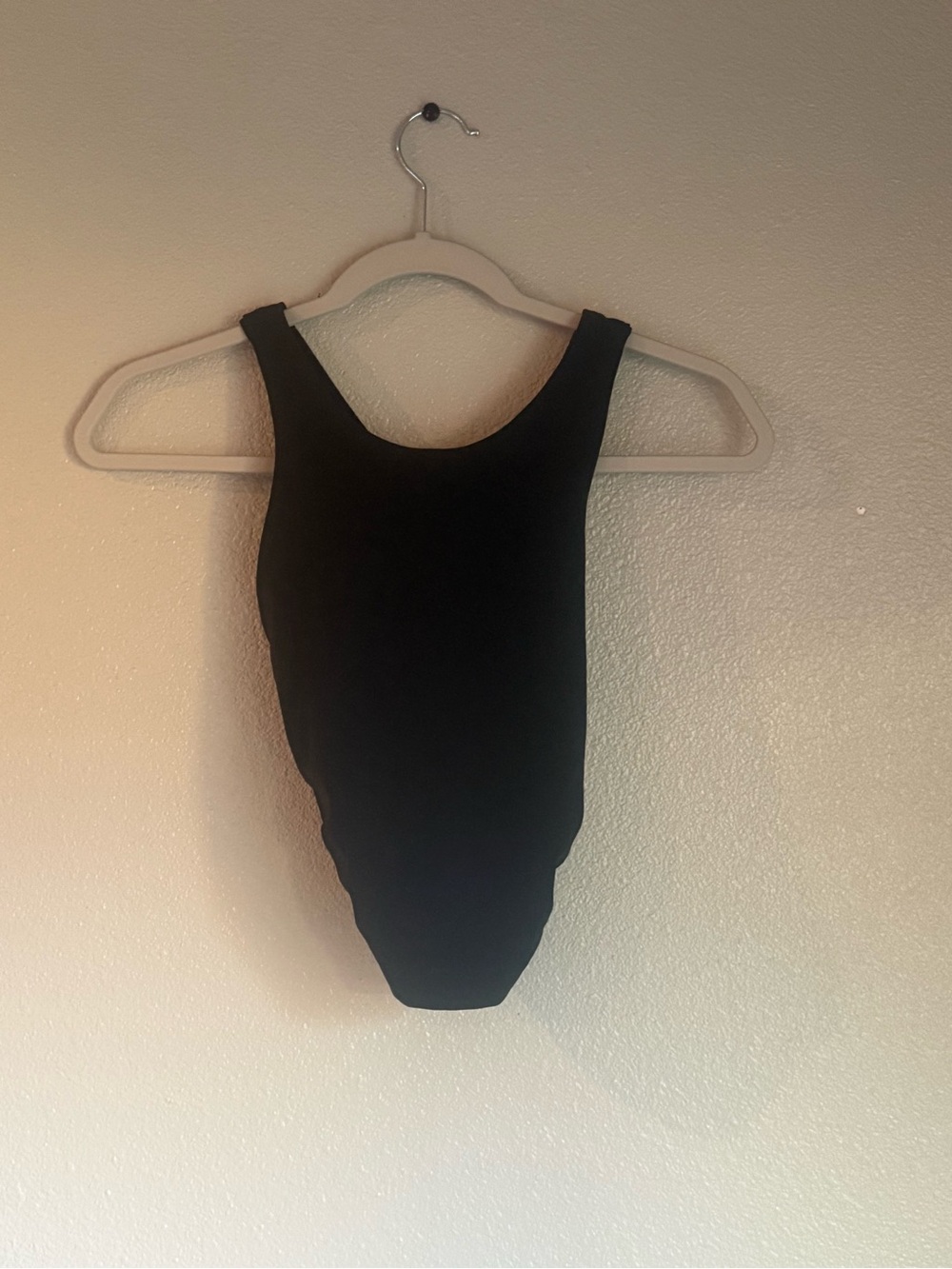 Athleta Black Women’s Workout Crop Top